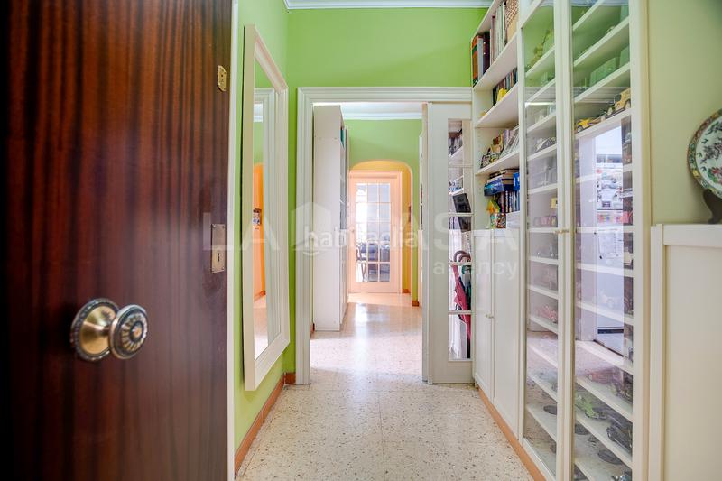 Foto 36a3bcde-9465-47b1-b04c-e15fb4e6bf12. Appartement avec chauffage dans Sagrada Família Barcelona