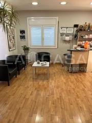 Locale commerciale in Congost