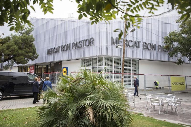 Foto f62ef442-4a0b-4d76-9dbe-3546f06151d4. Terreny residencial a Bon Pastor Barcelona