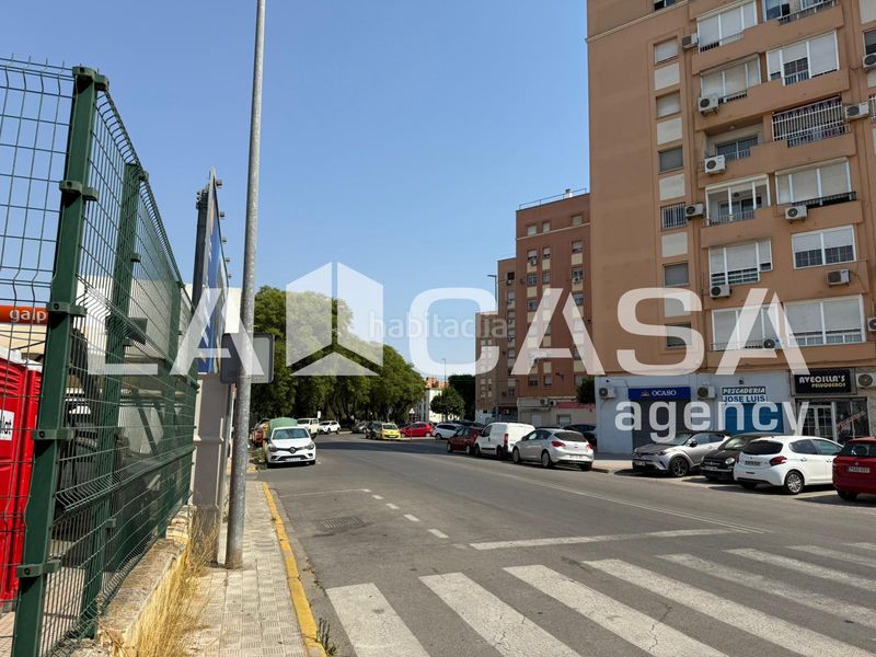 Foto 459121ad-a006-4ecd-bbed-9dade75c2141. Pis a Centro Montequinto