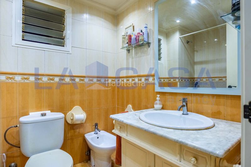 Foto aac285d7-37c7-41fc-a3bd-6ee21715e50a. Pis a Juan XXIII - Rochelambert Sevilla