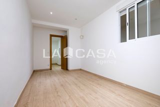 Local Comercial a Vilapicina - Torre Llobeta