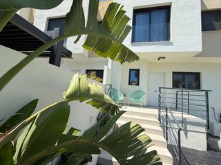 Reihenhaus in Pinos de Alhaurín