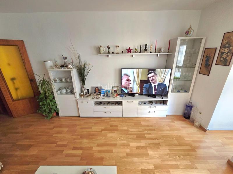 Foto ffa52be8-3cea-4191-94f8-1037744553b5. Pis amb aparcament piscina a Las Gaviotas - Carvajal Fuengirola