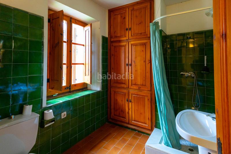 Foto b3694799-f82f-412f-8bce-c9d3edbc605a. Masia a Vall d´en Bas (La)