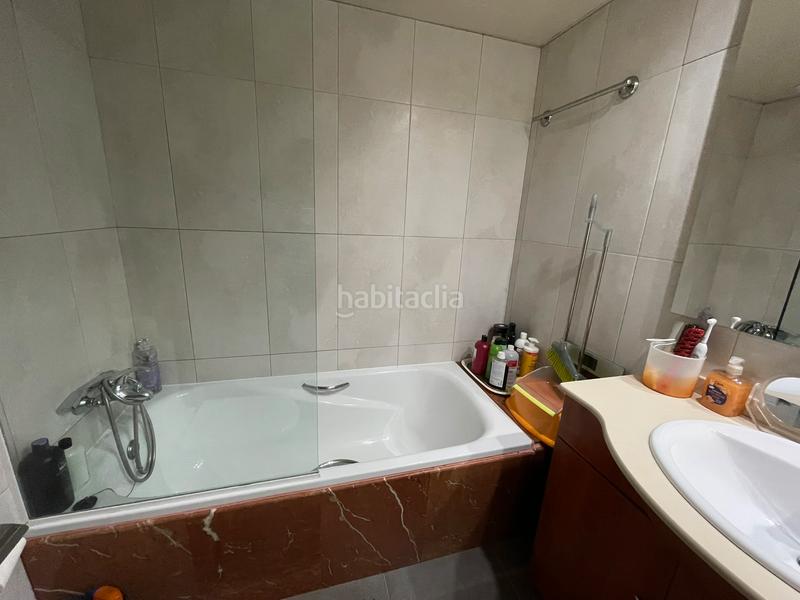 Foto bf1d3ae4-d702-42dd-809a-e859bb637585. Etagenwohnung mit heizung in La Salut Barcelona