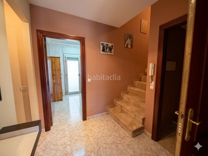 Foto bfd31344-0fb0-49de-9b9e-d23b7dcb4125. Casa adossada amb calefacció aparcament a Sils