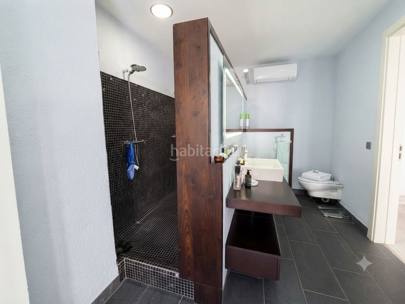Foto bc4ee9db-79a0-494f-8e1c-46a9606e790e. Casa amb calefacció piscina a Breda