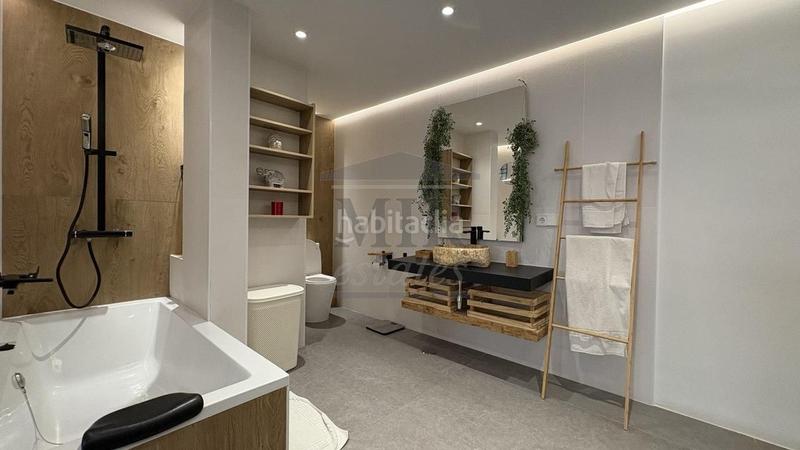 Foto 441679ec-e5a1-4b78-8659-1afa51741c72. Alquiler piso en del mar 14 centro paseo marítimo en Marbella