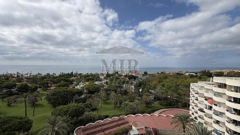 Foto e9818bf0-39d8-4e21-9b45-d57559982239. Appartement avec piscine dans Marbesa Marbella