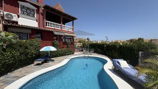 Casa  María de austria. Inversion villa con vistas marbella pueblo