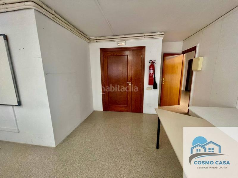 Foto 9b783d27-cde0-436c-aee4-52edb25b9726. Rent office space in Nou Eixample Nord Tarragona