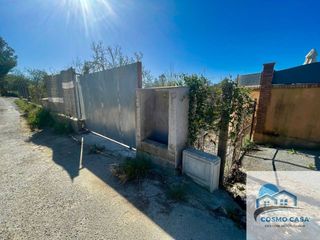 Landgut in Urbanitzacions de Llevant. Finca rústica con casa y cultivos en les coves del llorito, tarr