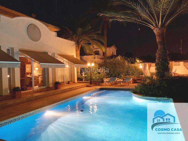 Foto 21ff5771-b2c9-4e02-b26f-4bbc208c1106. Xalet amb calefacció aparcament piscina a Cambrils mediterrani Cambrils