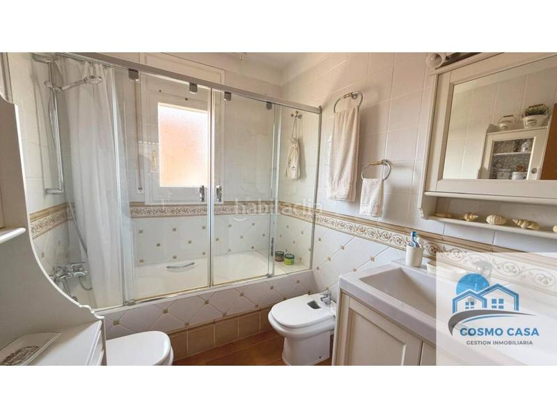 Foto 5481232d-21d5-4121-aec8-84c0b44c1550. Xalet amb calefacció aparcament piscina a Cambrils mediterrani Cambrils