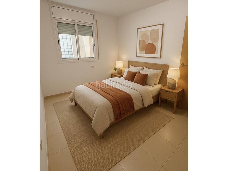 Foto 191d0e25-8840-4582-84a2-f91915701423. Piso  con terraza soleada, piscina en ático y parking en pleno centro en Cambrils