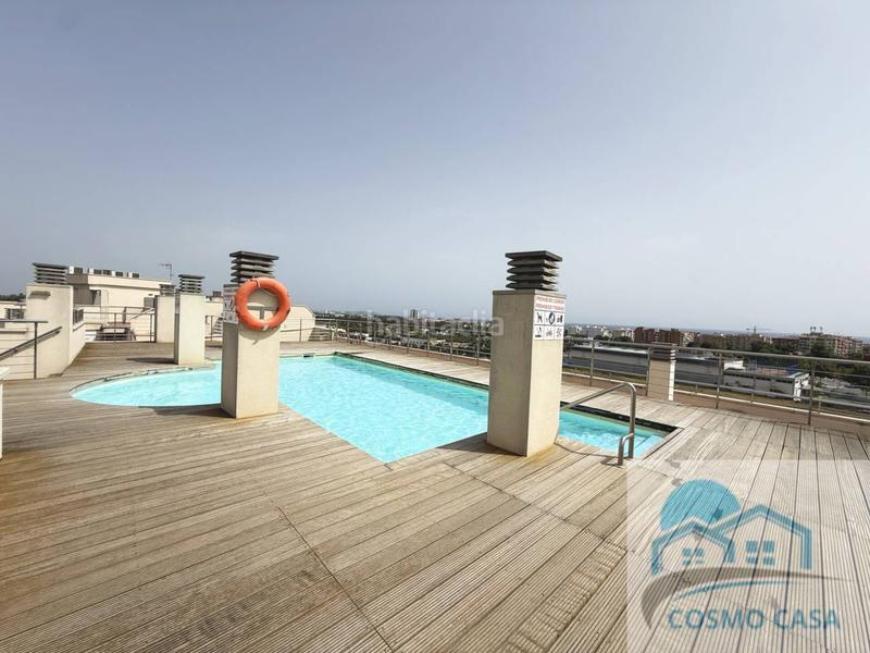 Foto 3f047fac-f848-43c5-ab94-4936964d7f67. Piso  con terraza soleada, piscina en ático y parking en pleno centro en Cambrils