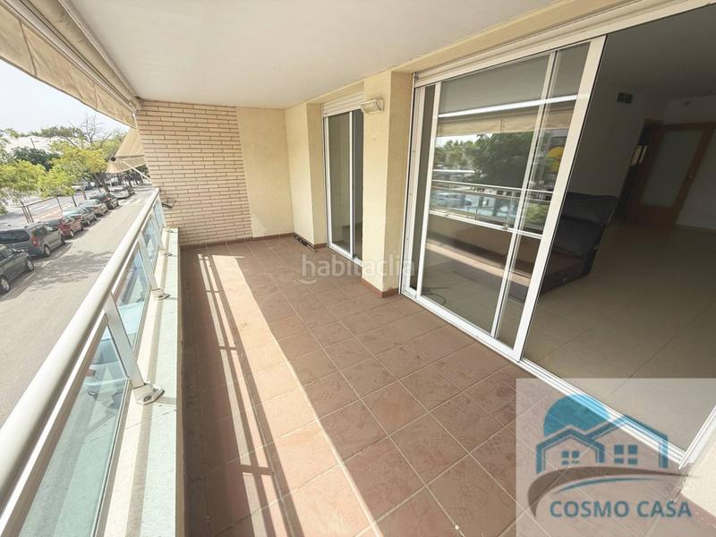 Foto 70f1526d-97c2-4aed-a74f-c507425163e6. Piso  con terraza soleada, piscina en ático y parking en pleno centro en Cambrils