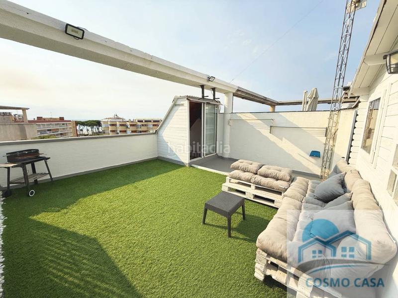 Foto 1f95a3b6-0cbb-459c-b0ac-18fbb46c1836. Ático dúplex con terraza de 48 m y vistas al mar en La Pineda en Vila-seca