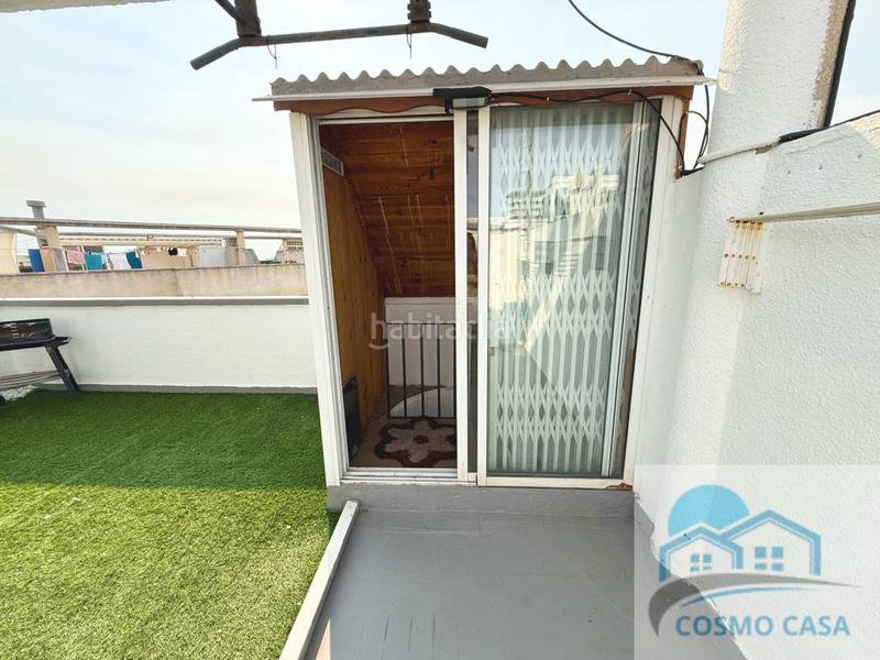 Foto 5be216f5-8e2e-490b-a693-3c5806194369. Ático dúplex con terraza de 48 m y vistas al mar en La Pineda en Vila-seca