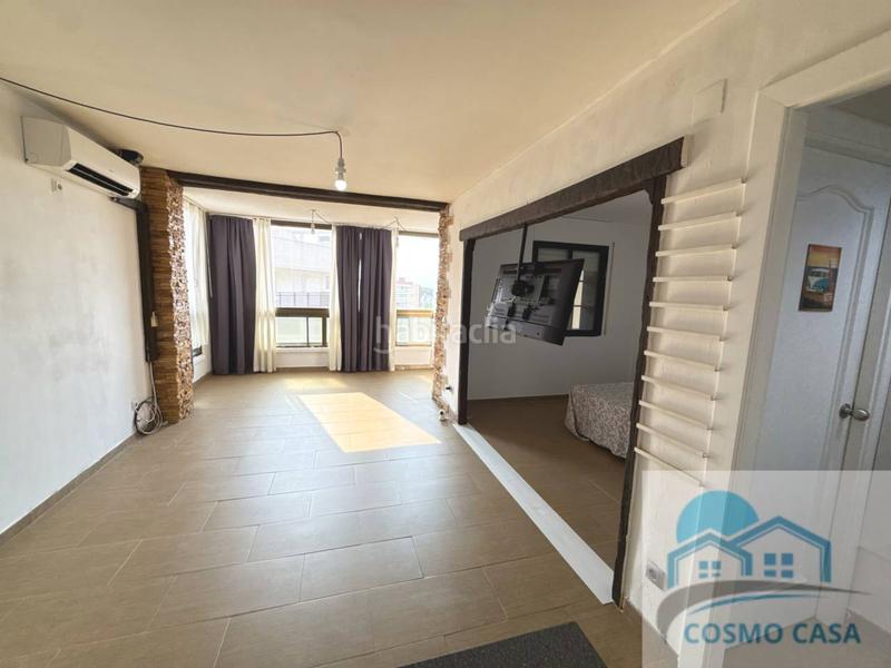 Foto afc35cf3-0a3a-40dd-9ada-eb840ad20400. Ático dúplex con terraza de 48 m y vistas al mar en La Pineda en Vila-seca