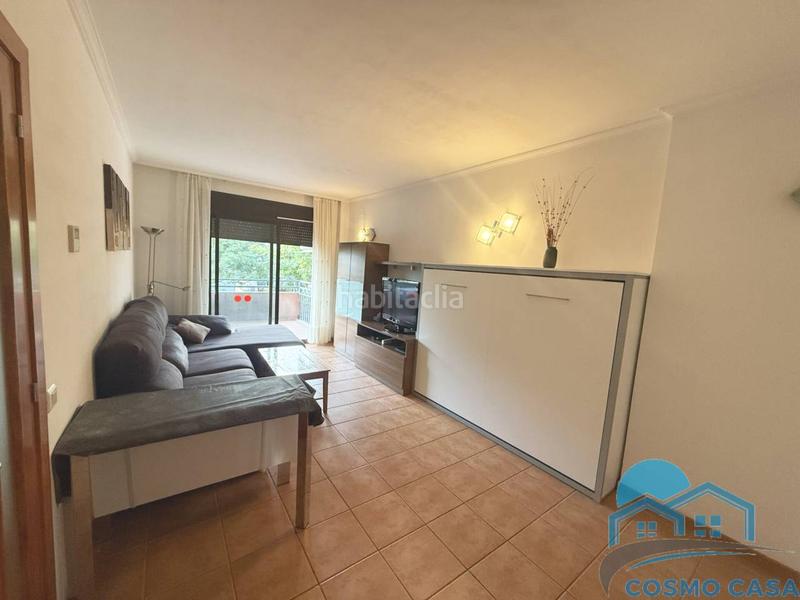 Foto b976d930-d540-46b2-a1c8-1fd19b2f1fc7. Flat with heating parking pool in Barenys Salou