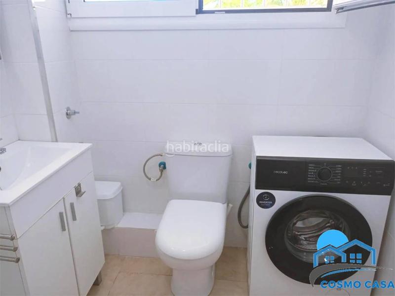 Foto 9645f2e8-d675-4da6-9e8c-d1a73474edd0. Estudi amb piscina a La Pineda Vila-seca