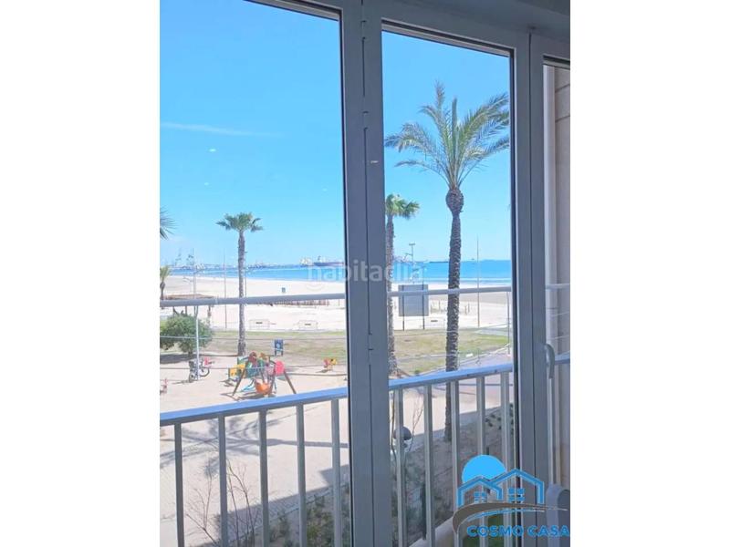 Foto df22a278-2c7d-4c45-a559-ed545a26b40c. Estudi amb piscina a La Pineda Vila-seca