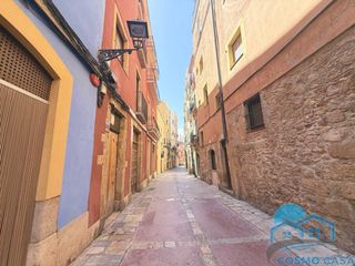 Flat in Part Alta. Piso con encanto junto a la plaça del fòrum y vistas a la catedr