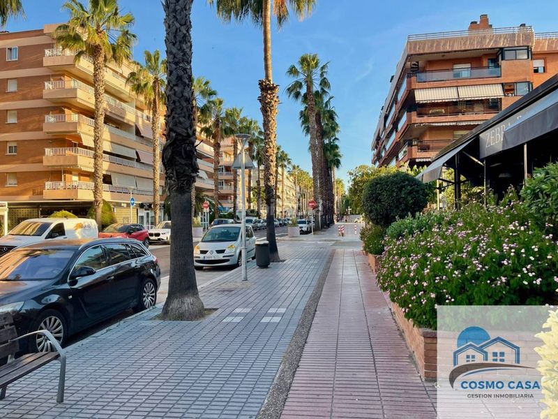 Foto db1b080c-187e-48e5-a3e5-ae11edca0491. Aparcament cotxe a Centre Salou