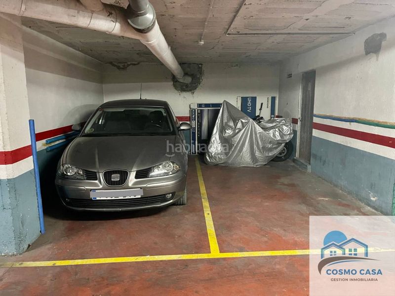 Foto fde7c2cf-0da2-4129-8745-f4fc4812411e. Aparcament cotxe a Centre Salou