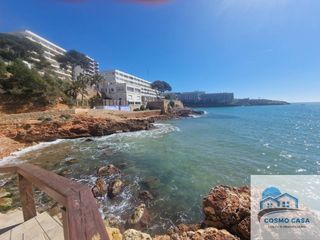 Piccolo appartamento in Mar i Camp - Platja dels Capellans. Apartamento reformado con vistas al mar en capellans  salou