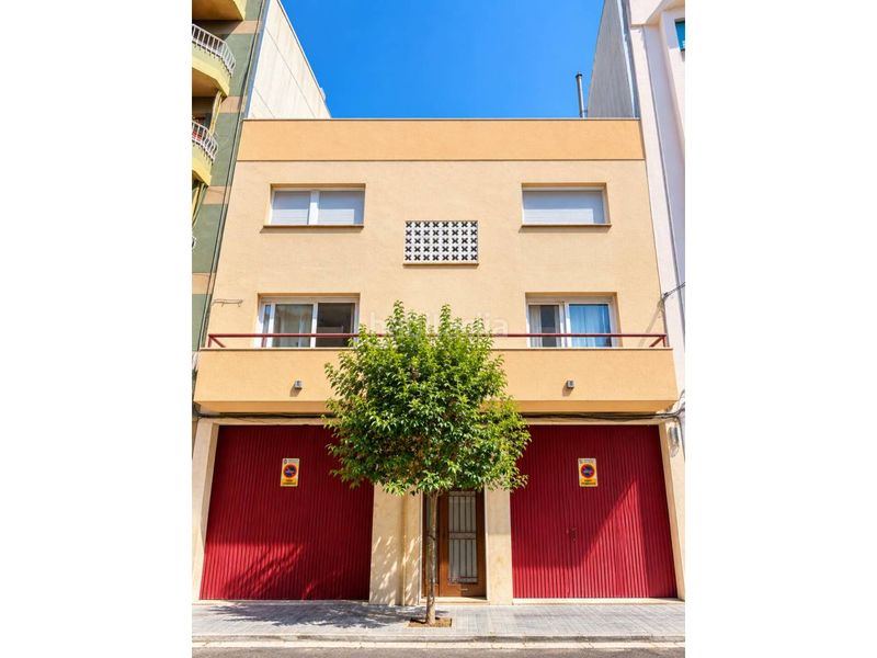 Foto c6140928-5f64-43c2-bea7-a754c61ebf37. Edificio oportunidad para promotores e inversores vilaseca en Vila-seca