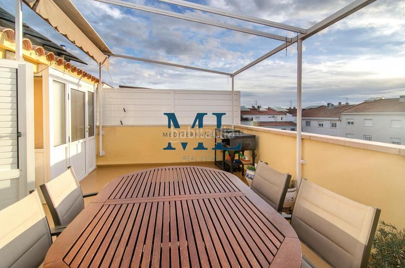 Foto 1145d674-c637-46a0-a28d-b71bd9191039. Attico con riscaldamento parcheggio in Santa Maria-l´Eixample-Sud Sumella Cubelles