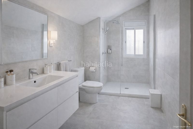 Foto 98a6061f-e332-4264-996f-974e05350f66. Casa amb calefacció aparcament a Canyelles