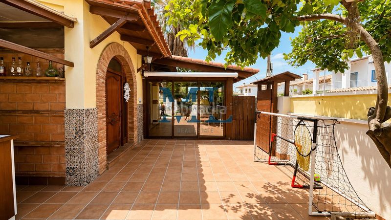 Foto bf1faa63-62df-4671-a108-337e4e2608b8. Casa amb aparcament piscina a Centre Sant Pere de Ribes