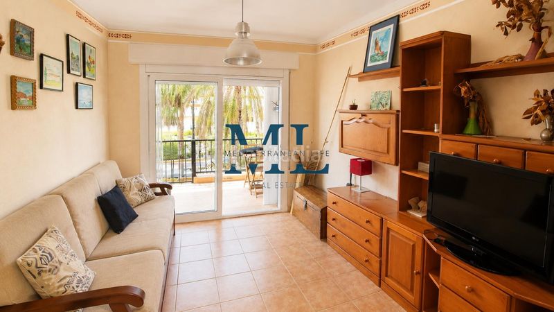 Foto cd980f6c-eaa4-4d57-b13a-c80d094bf5f7. Apartament amb aparcament a Altafulla