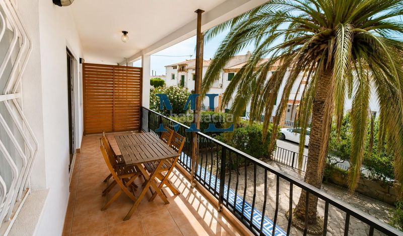 Foto ff992137-903c-43c6-ad51-d215784b05b9. Apartament amb aparcament a Altafulla