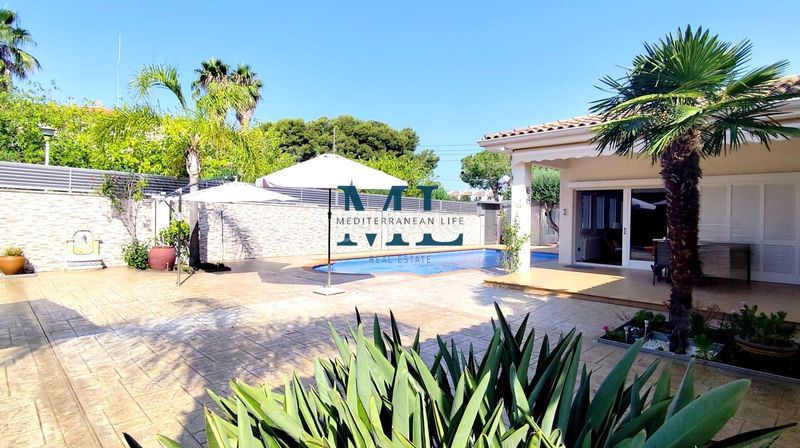 Foto 8ea2ea5e-93c2-4d8f-ab23-d586f4467d3e. Casa amb calefacció aparcament piscina a Roda de Barà