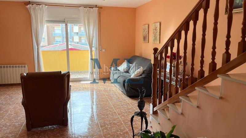 Foto 3eba255b-7b82-4101-93d2-ddb1d694aa31. Casa adossada amb calefacció aparcament a Santa Maria-l´Eixample-Sud Sumella Cubelles