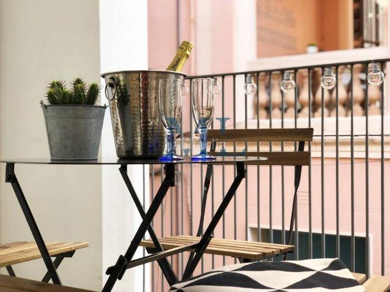 Foto 17150730-ebbe-42a5-aa5a-6f05adc47af1. Duplex with heating in Centre Sitges