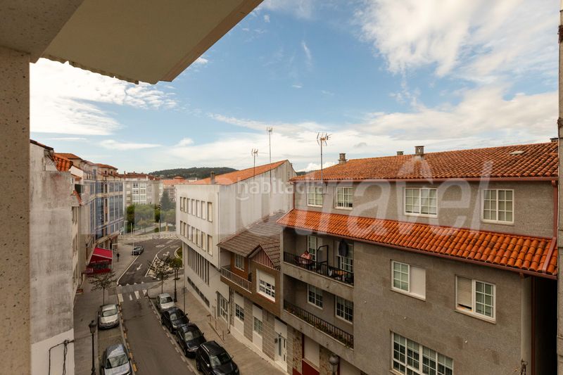 Foto 1dc319a3-905a-43c8-87c5-29a585d8915b. Alquiler piso en rua areal 22 piso de verano de 4 dormitorios al lado de la playa en portonovo en Sanxenxo