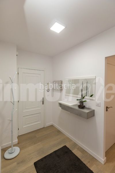Foto 87ef6801-6bfb-4b99-a4bd-9b62eb3049b6. Alquiler piso en rua areal 22 piso de verano de 4 dormitorios al lado de la playa en portonovo en Sanxenxo