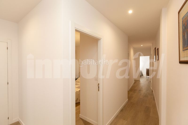Foto d361816f-a9e1-4c85-b0ce-7a3ed3e52be4. Alquiler piso en rua areal 22 piso de verano de 4 dormitorios al lado de la playa en portonovo en Sanxenxo