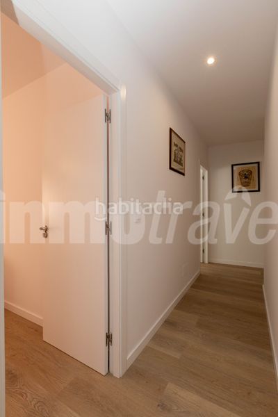 Foto da54394a-8f52-475d-89da-a7d730c38157. Alquiler piso en rua areal 22 piso de verano de 4 dormitorios al lado de la playa en portonovo en Sanxenxo