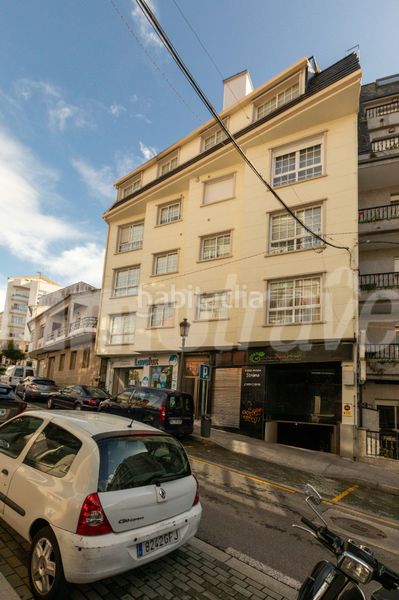 Foto e6f70023-8997-47d7-bac7-b539f6b81617. Alquiler piso en rua areal 22 piso de verano de 4 dormitorios al lado de la playa en portonovo en Sanxenxo