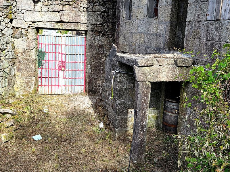 Foto c9c7f756-0a0b-4682-8ebd-7d31ccaf67d5. Masia a lugar o busto 23 a Meis
