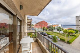 Appartement  Camiño vello 11. Fantastico piso con parcela privada y vistas al mar en sanxenxo