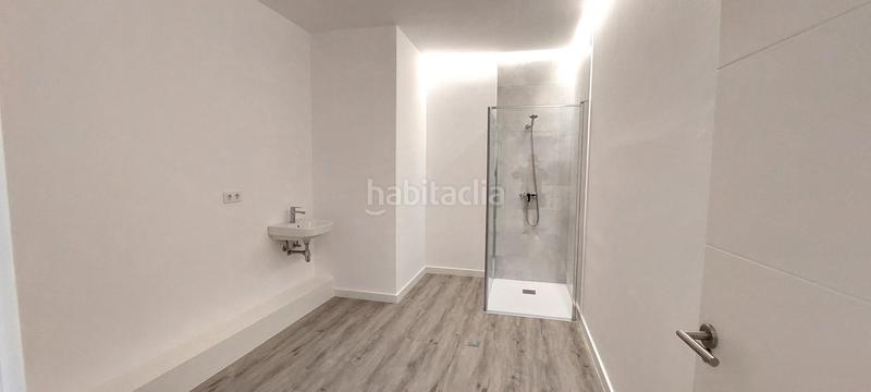 Foto 0c1c3ba9-41ca-4579-afb6-033de260b6e4. Locale commerciale in po-308 85 in Sanxenxo pueblo Sanxenxo