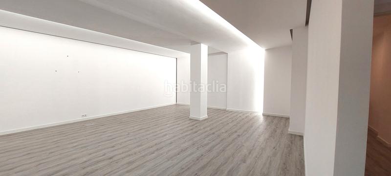 Foto c7a18e64-c00c-484d-a0ae-7cdf12b9f3e8. Locale commerciale in po-308 85 in Sanxenxo pueblo Sanxenxo